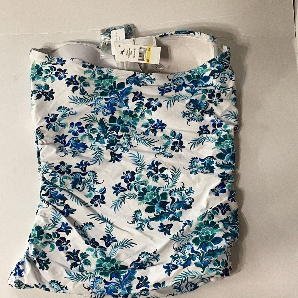 New. Tommy Bahama blue print swimsuit. MSRP $119. Size 4 - Picture 6 of 8